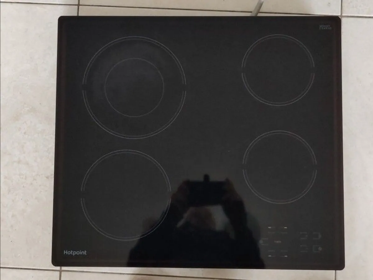 Touch Screen Electric Hob - Image 1