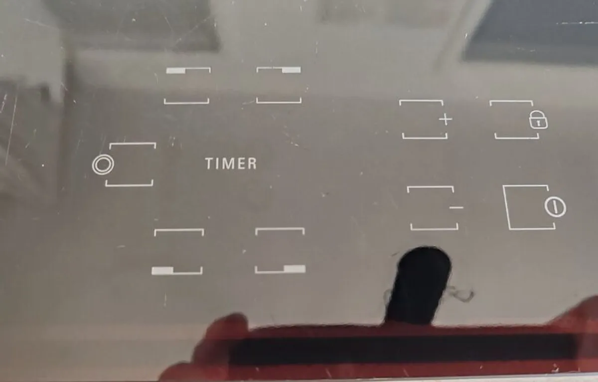 Touch Screen Electric Hob - Image 2