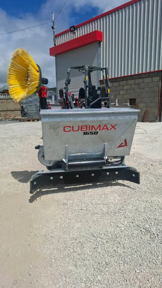 Cubicle bedder attachment - Image 4