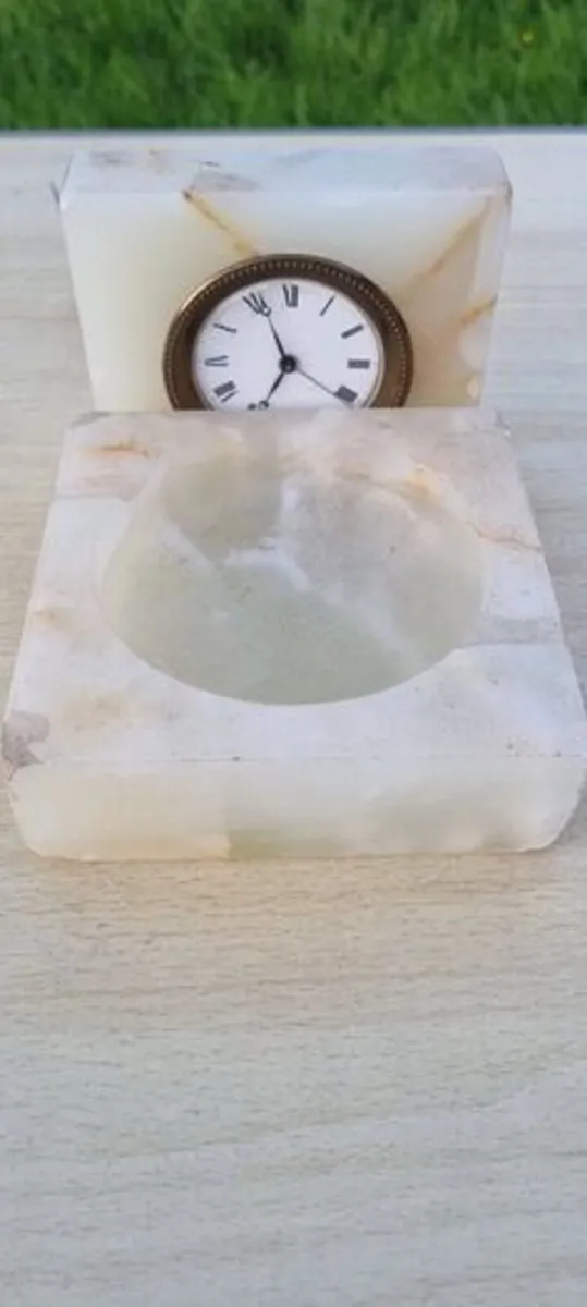 Vintage marble clock and ashtray - Image 2