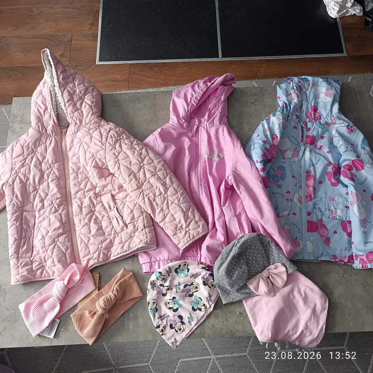 Girls clothes size 122 - Image 1