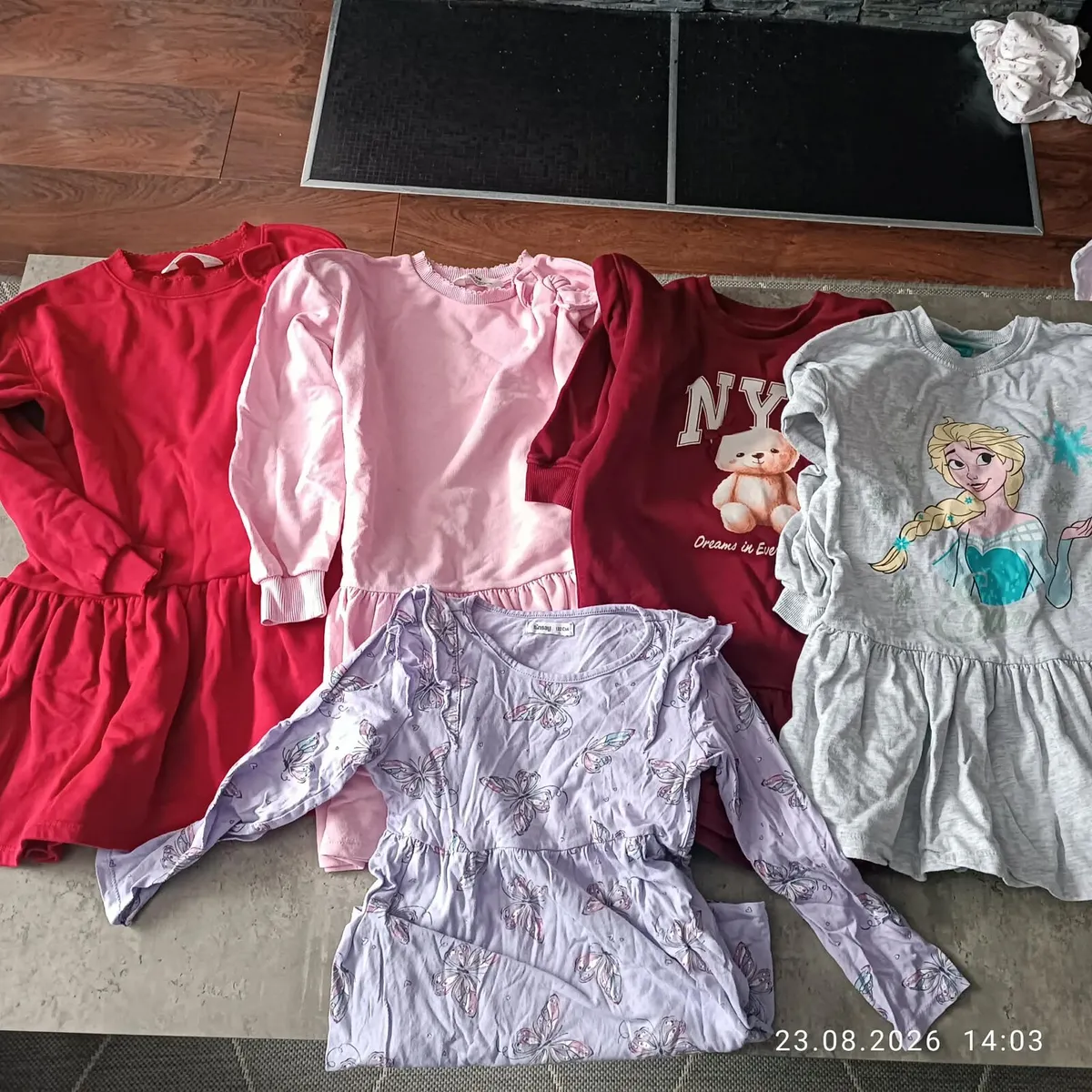 Girls clothes size 122 - Image 3
