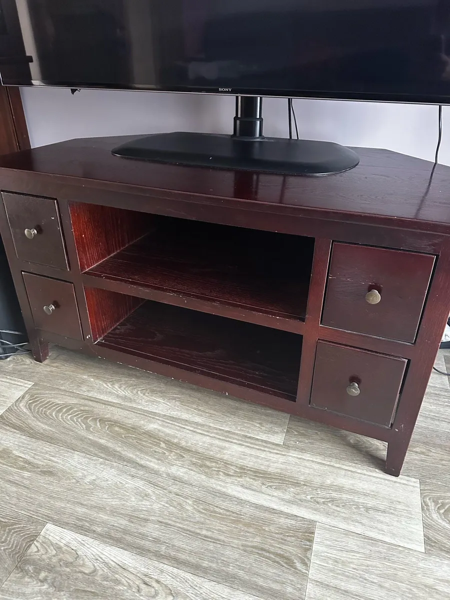 TV table - Image 1