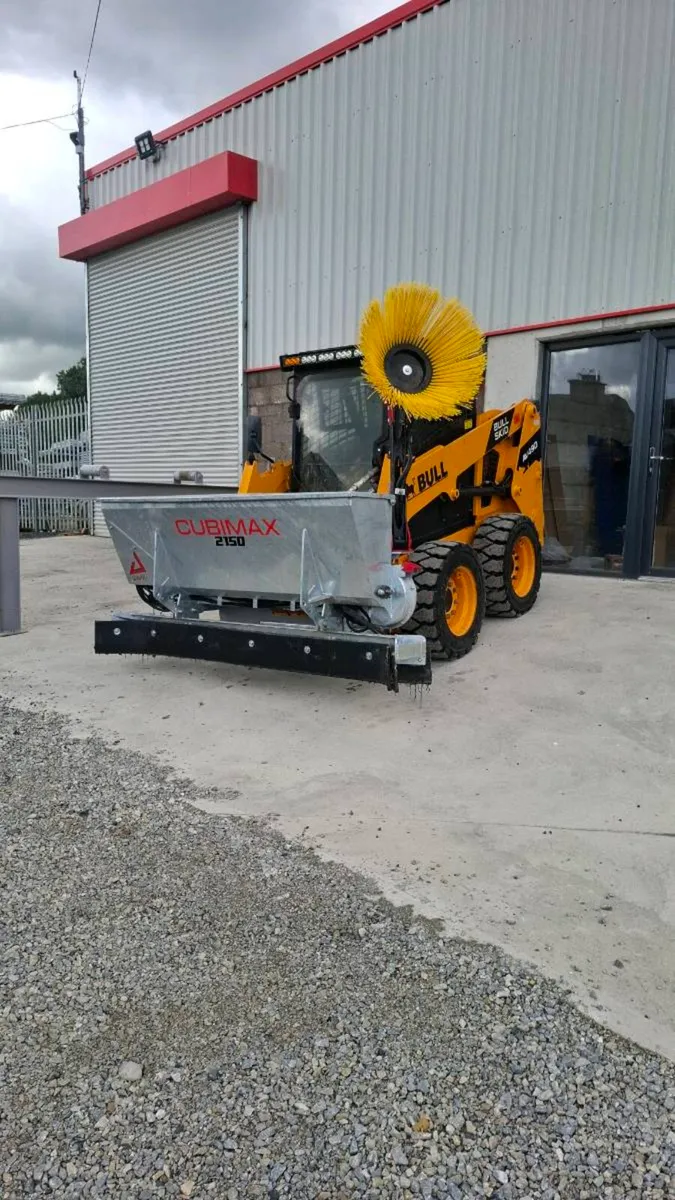 Cubicle bedder attachment - Image 1