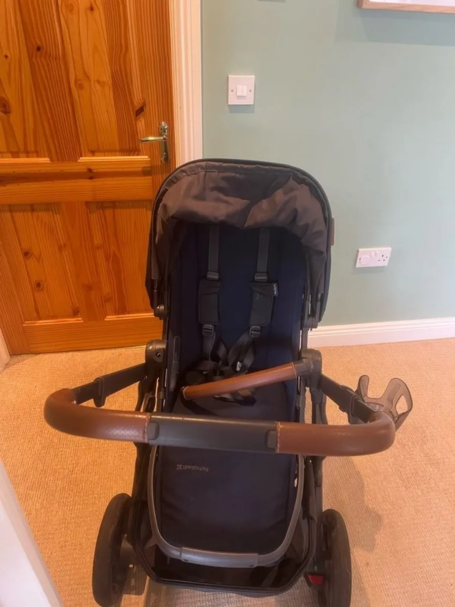 UPPAbaby twin travel system - Image 3