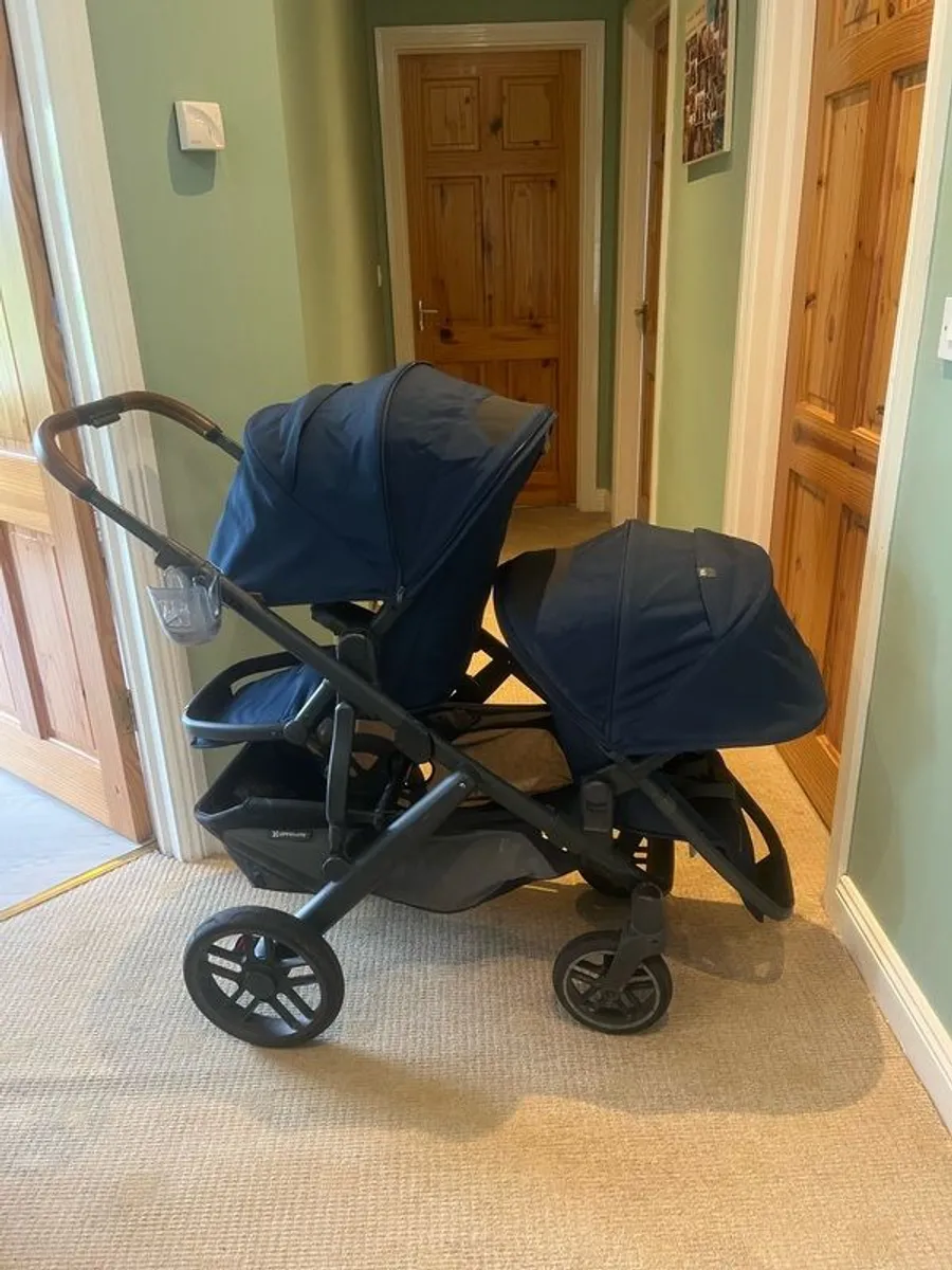 UPPAbaby twin travel system - Image 2
