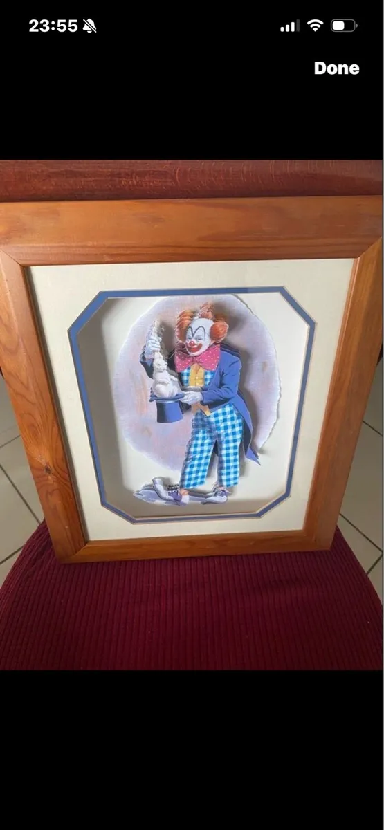 3D Clown Picture- Rabbit out of a hat - Image 1