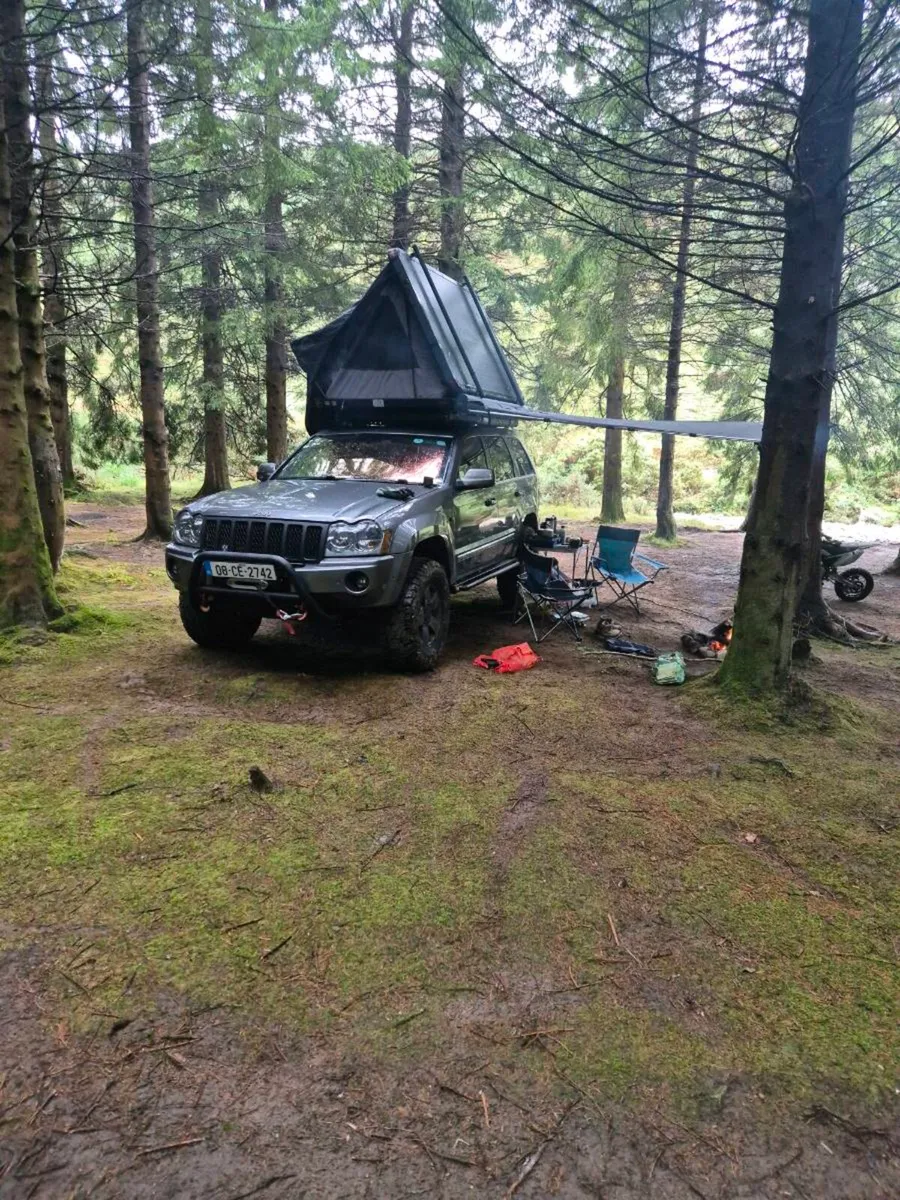 Wild land roof tent - Image 1