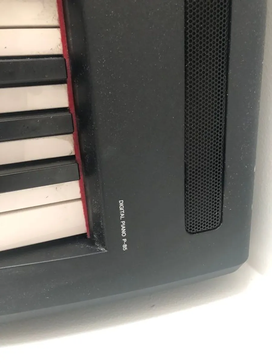 Yamaha Digital Piano D-85 - Image 3