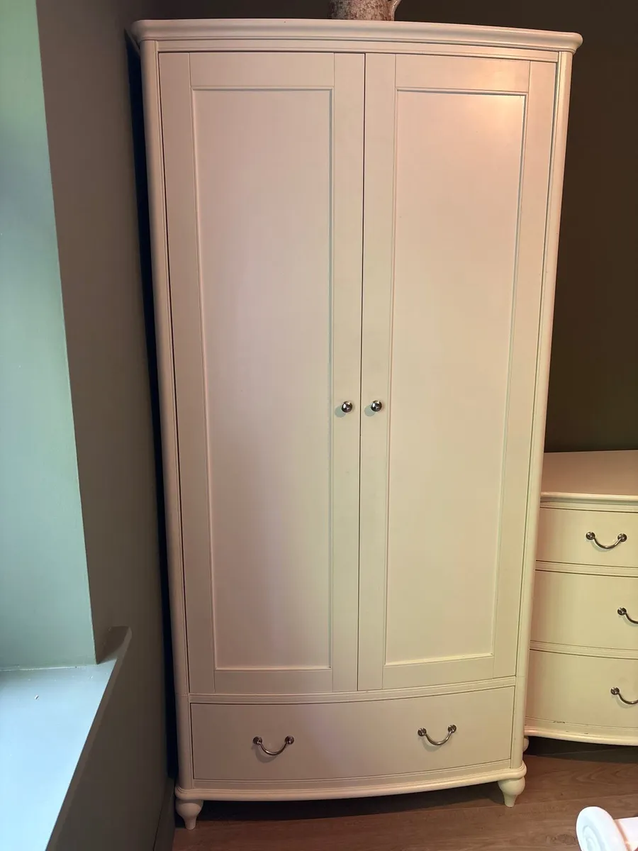 Casey’s furniture double wardrobe - Image 1