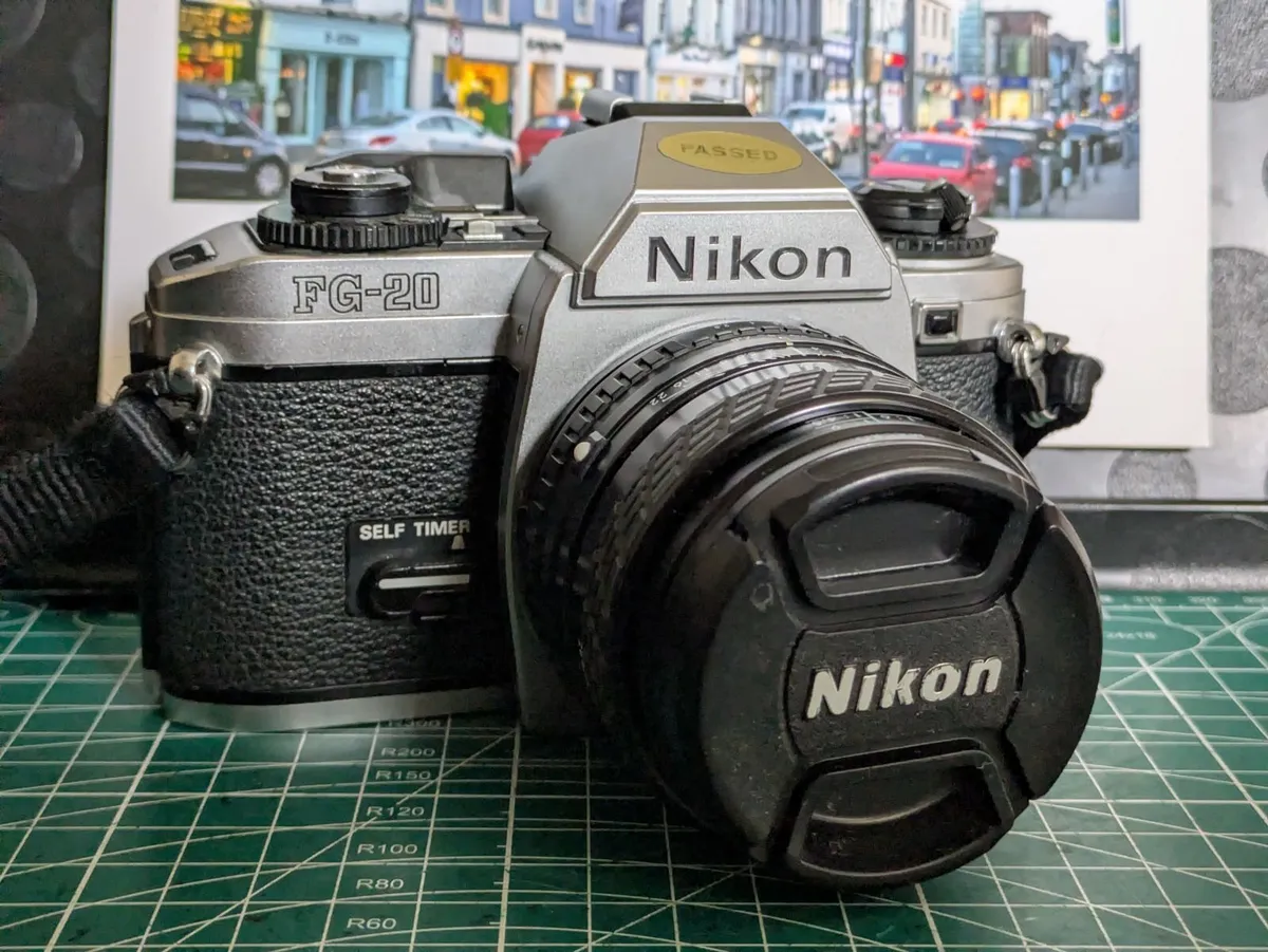 🎞️ Nikon FG-20 film SLR camera + 28mm/2.8 - Image 4