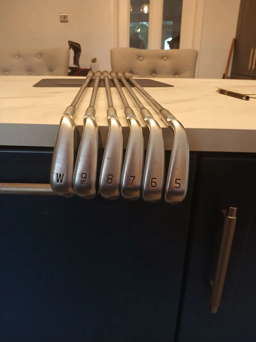 Ping i530 irons - Image 4