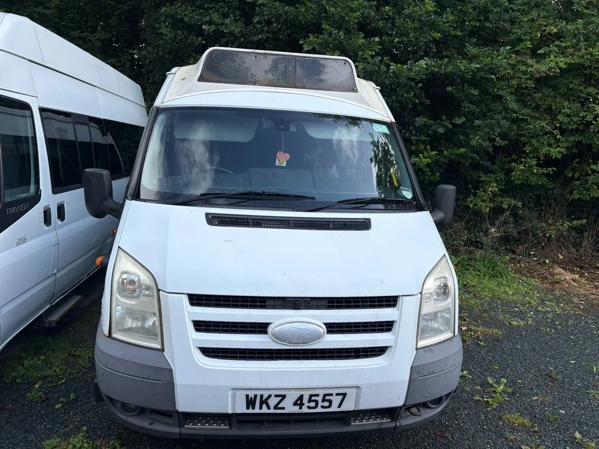 2 x 08 -   16 seater transit - Image 2