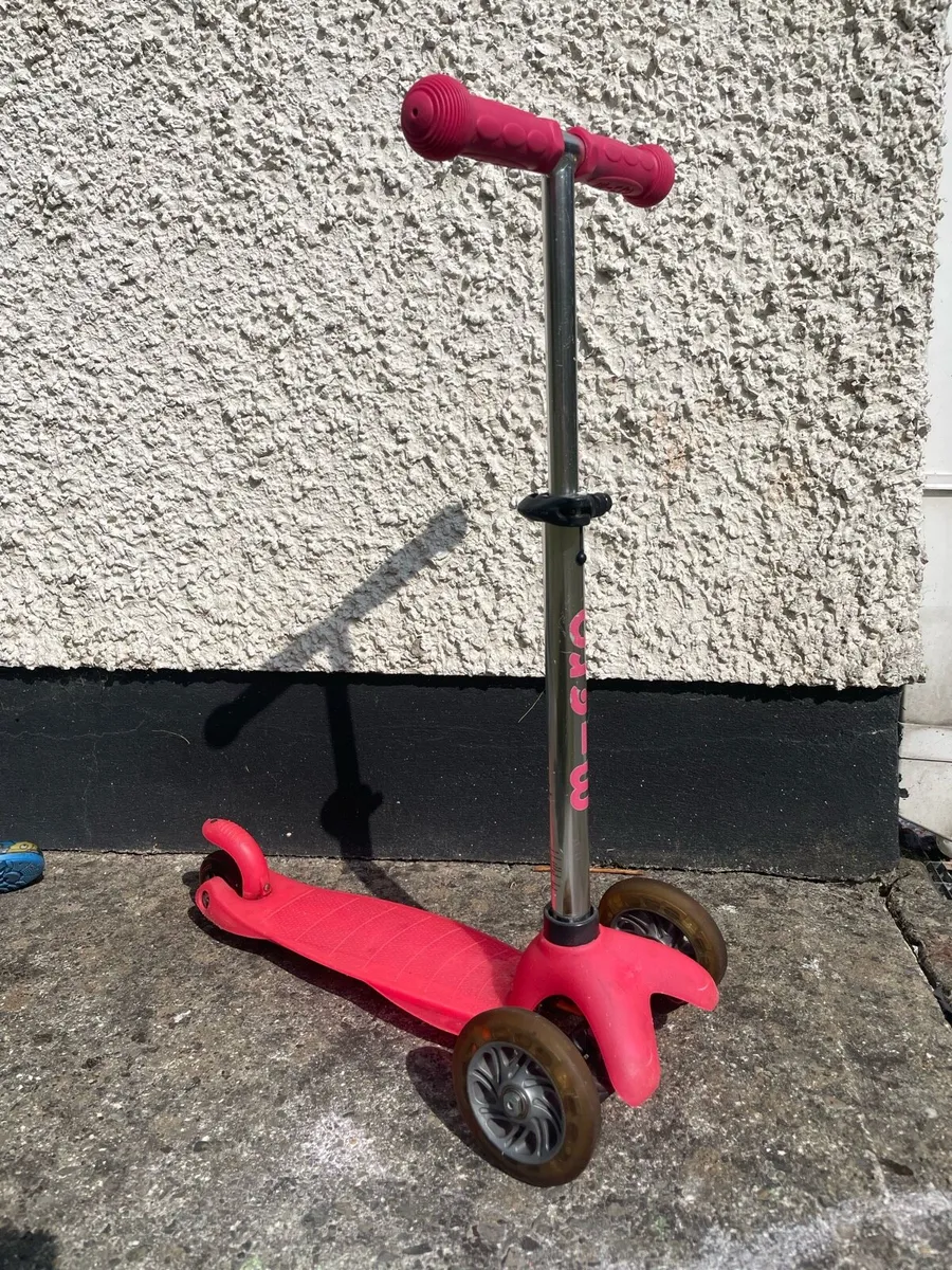Scooter - Image 1