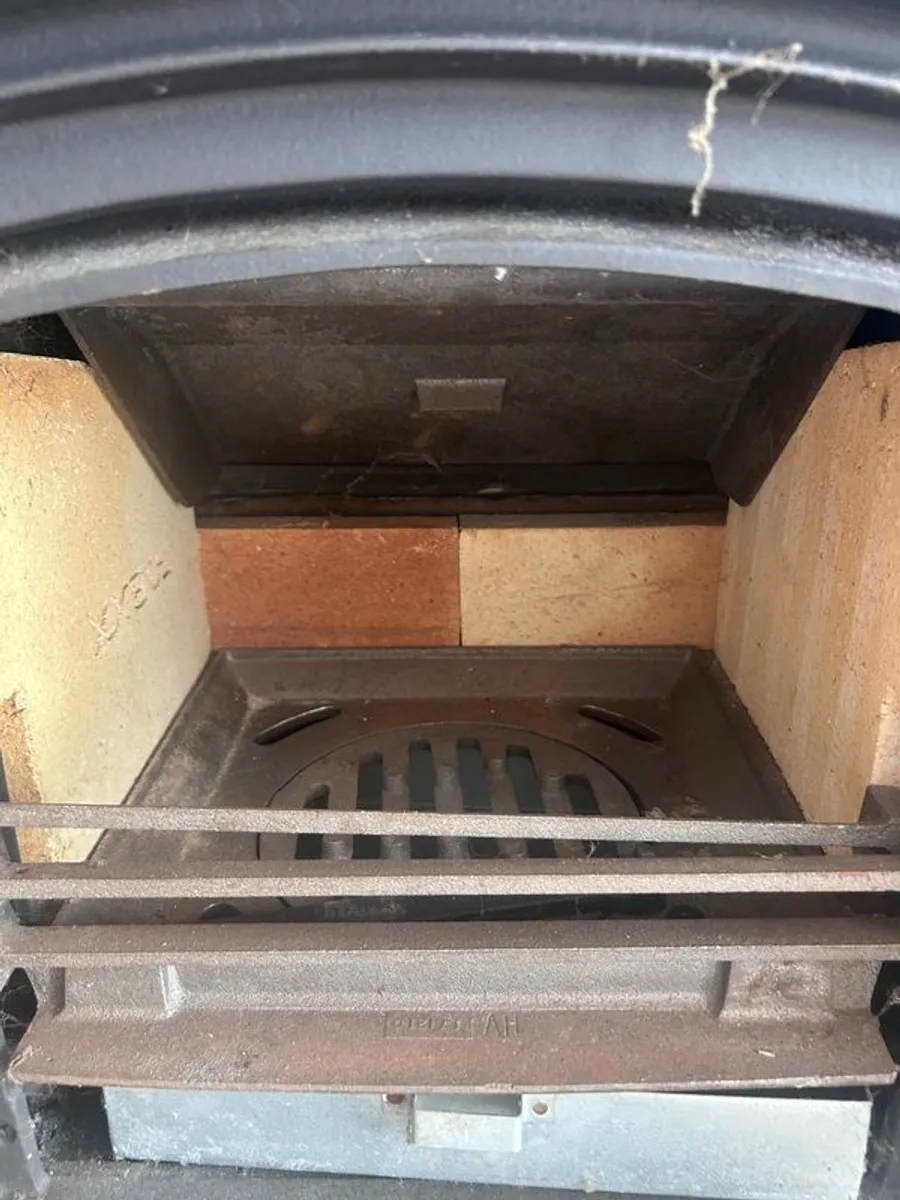 Stanley stove   - Not used - Image 3