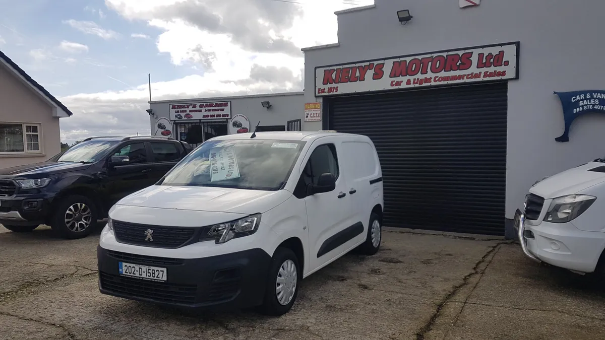 Peugeot Partner 202D MINT LOW KM VAT INVOICE - Image 3