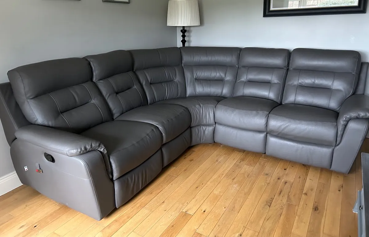 Corner Sofa - Image 1
