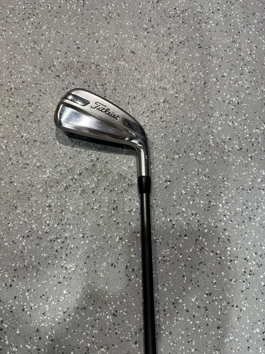 Titleist U510 4 Iron - Image 2