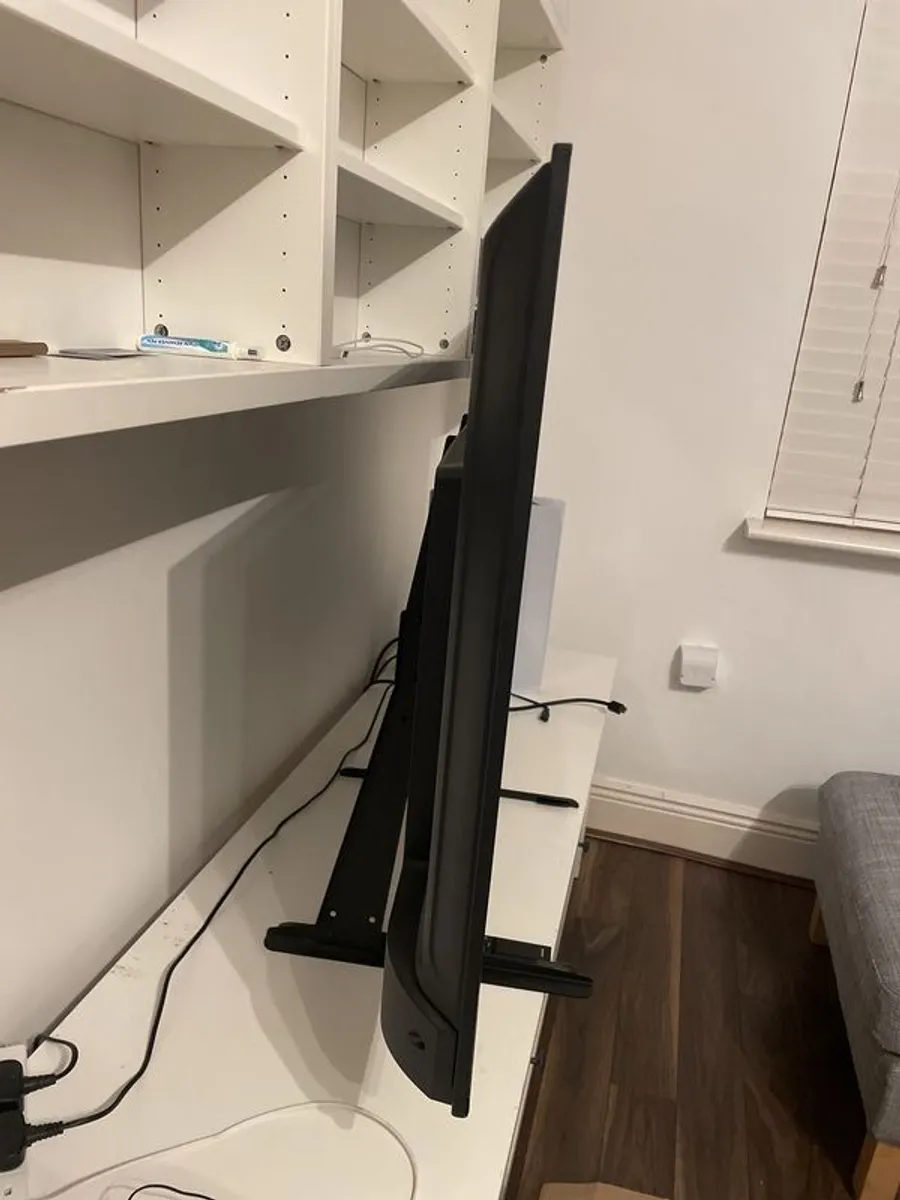 Samsung 4k Crystal Uhd 50inch - Image 2