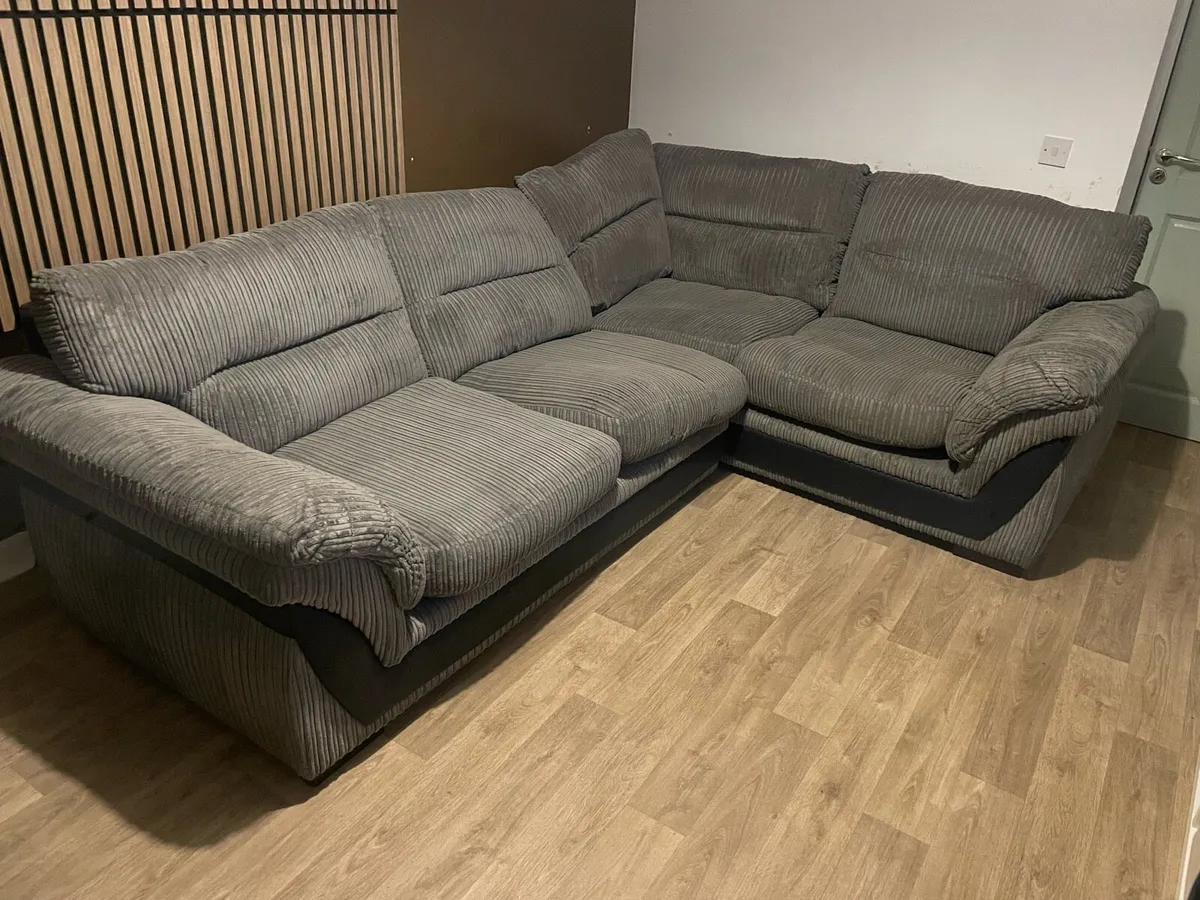 Corner sofa (right side fitting) - Image 4