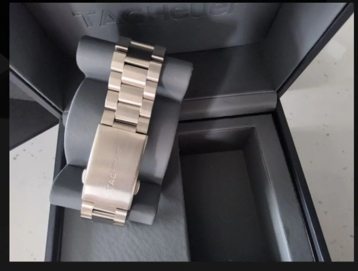 TAG Heuer Formula 1 Chronograph - Image 3