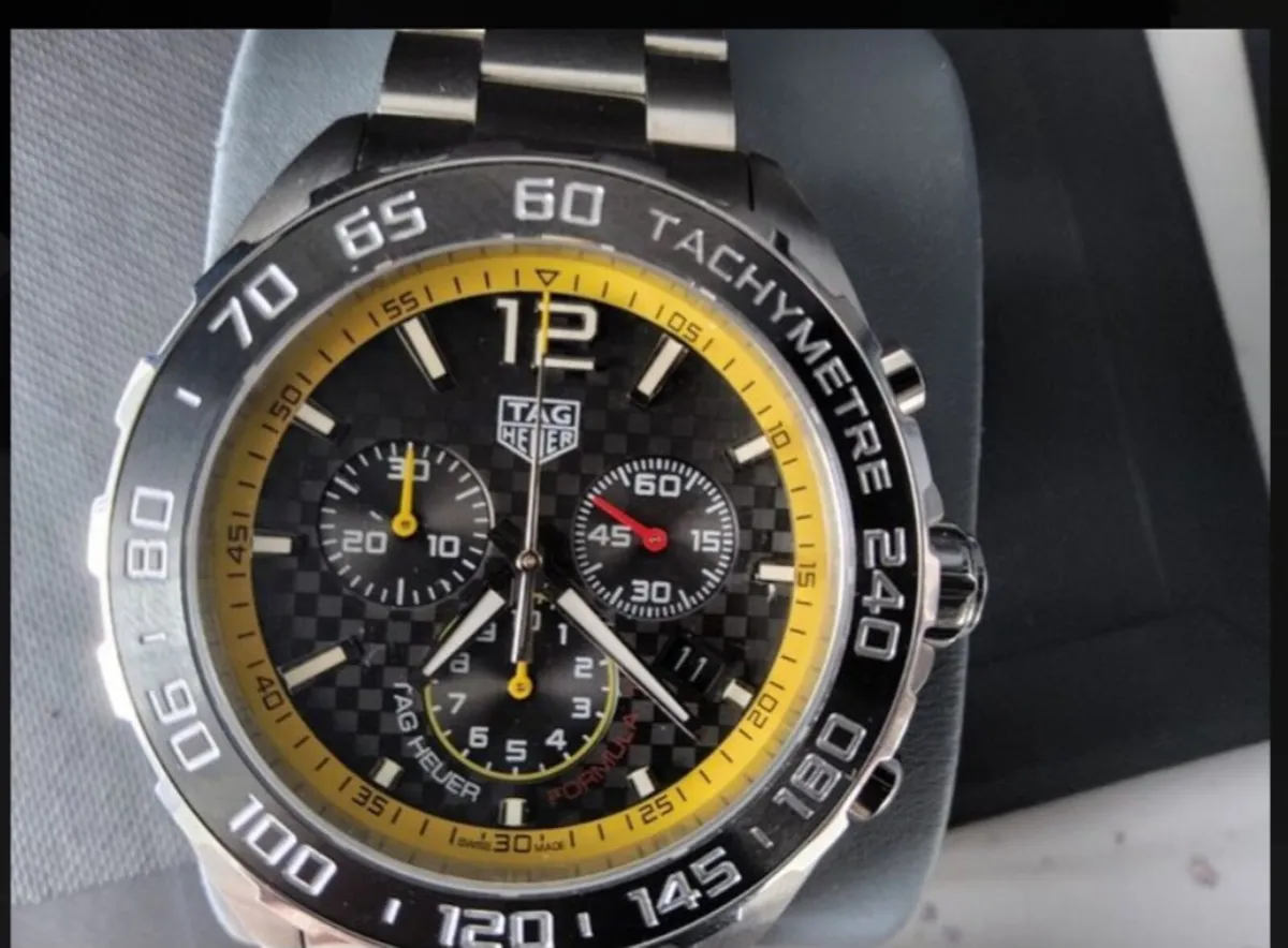 TAG Heuer Formula 1 Chronograph - Image 4