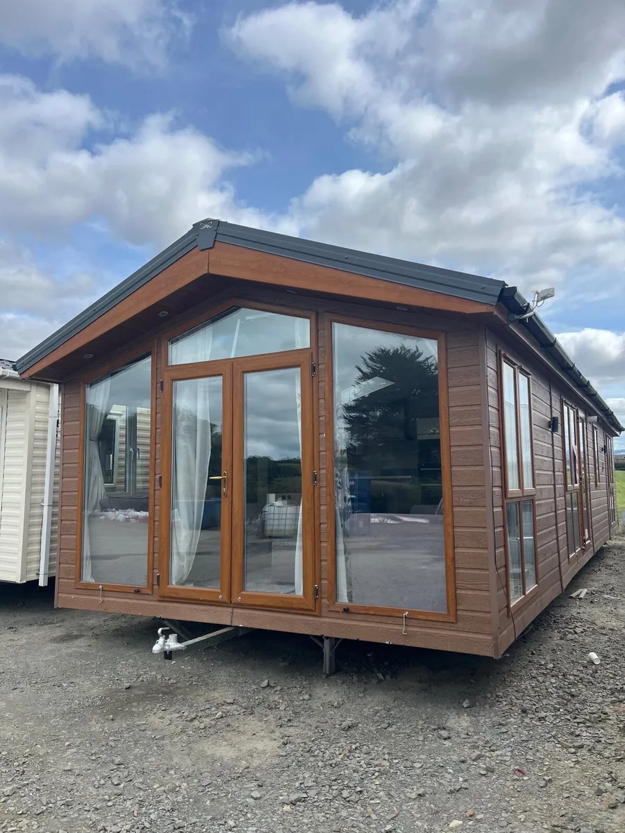 Mobile home lodge for sale off site - Image 1