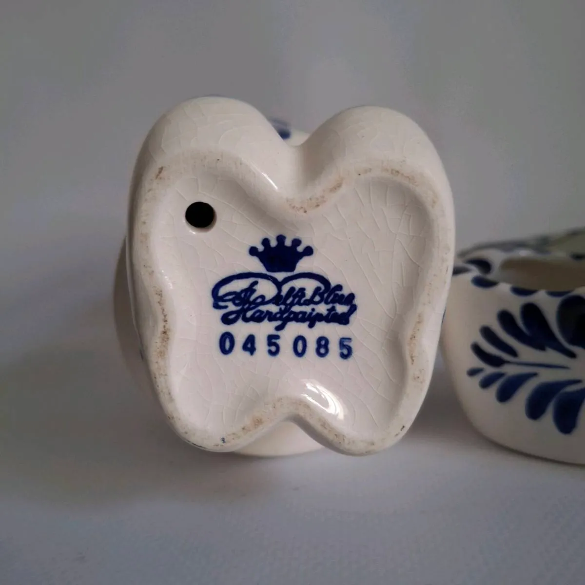 Handpainted Dutch Delft - Image 4