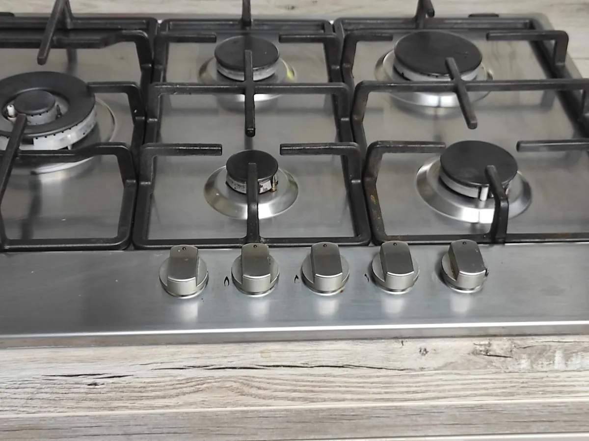 Gas hob - Image 2
