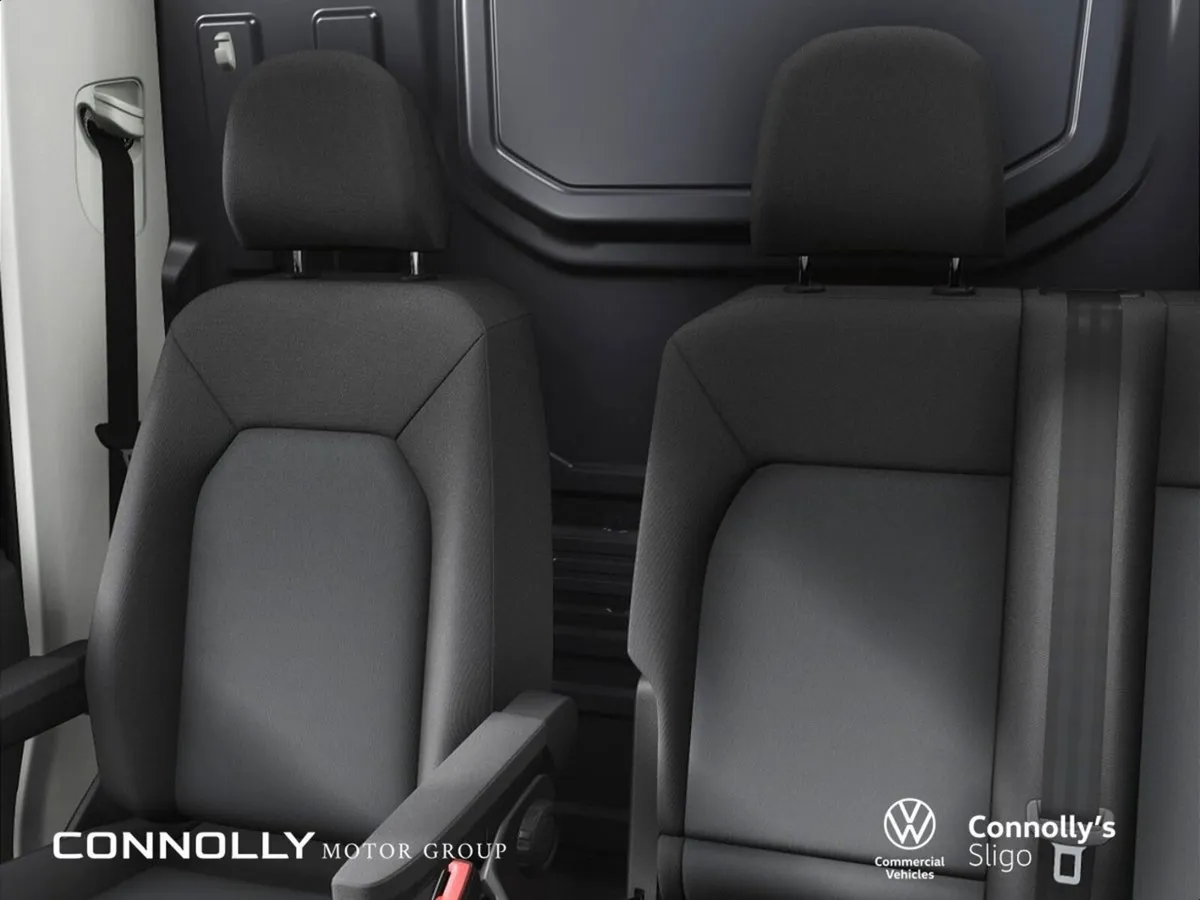 Volkswagen Crafter **€499 p/m** Trendline MWB 140 - Image 2