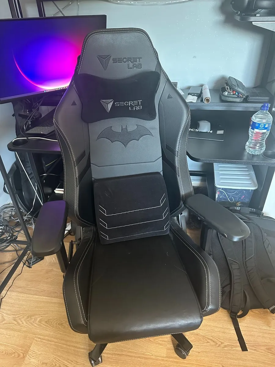 SecretLab Chair Batman Edition - Image 1
