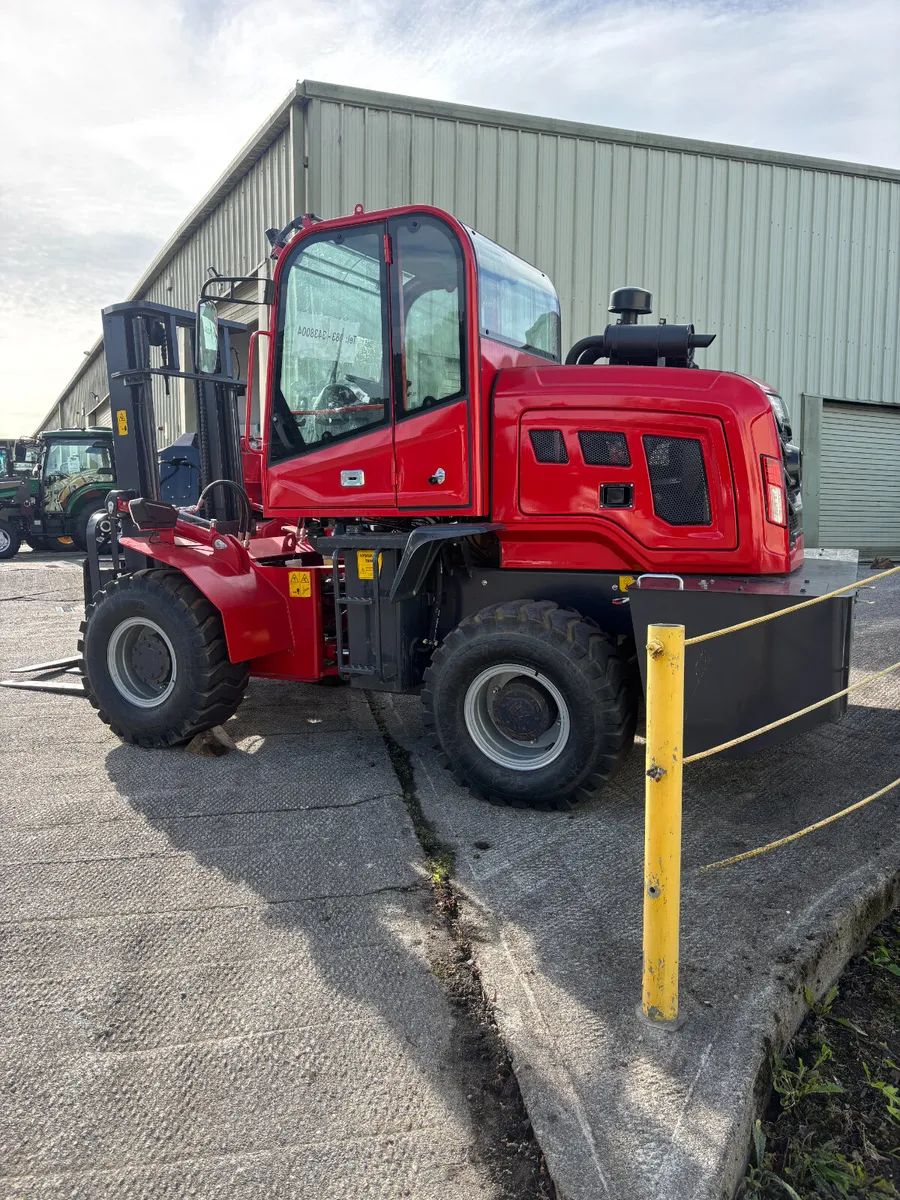 Captok CK35 offroad foklift - Image 3