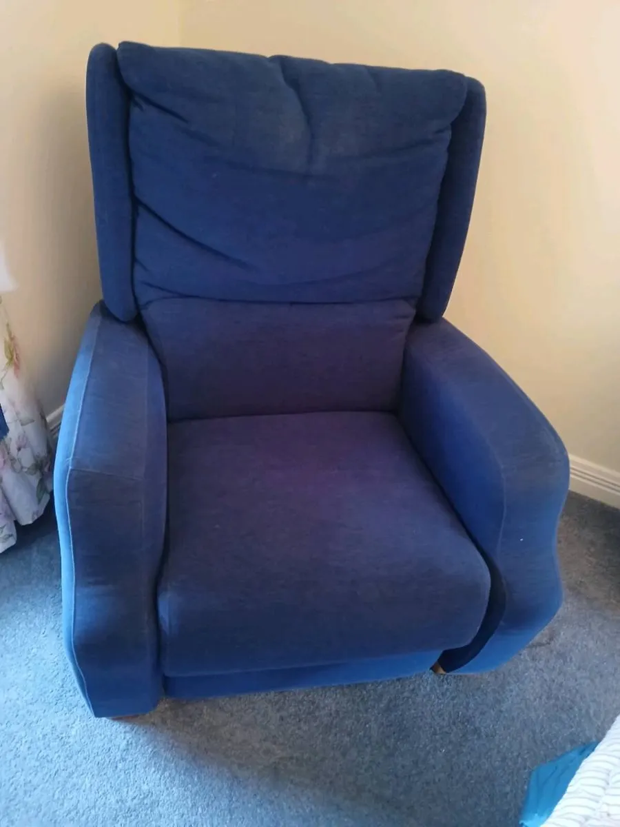 Recliner chair