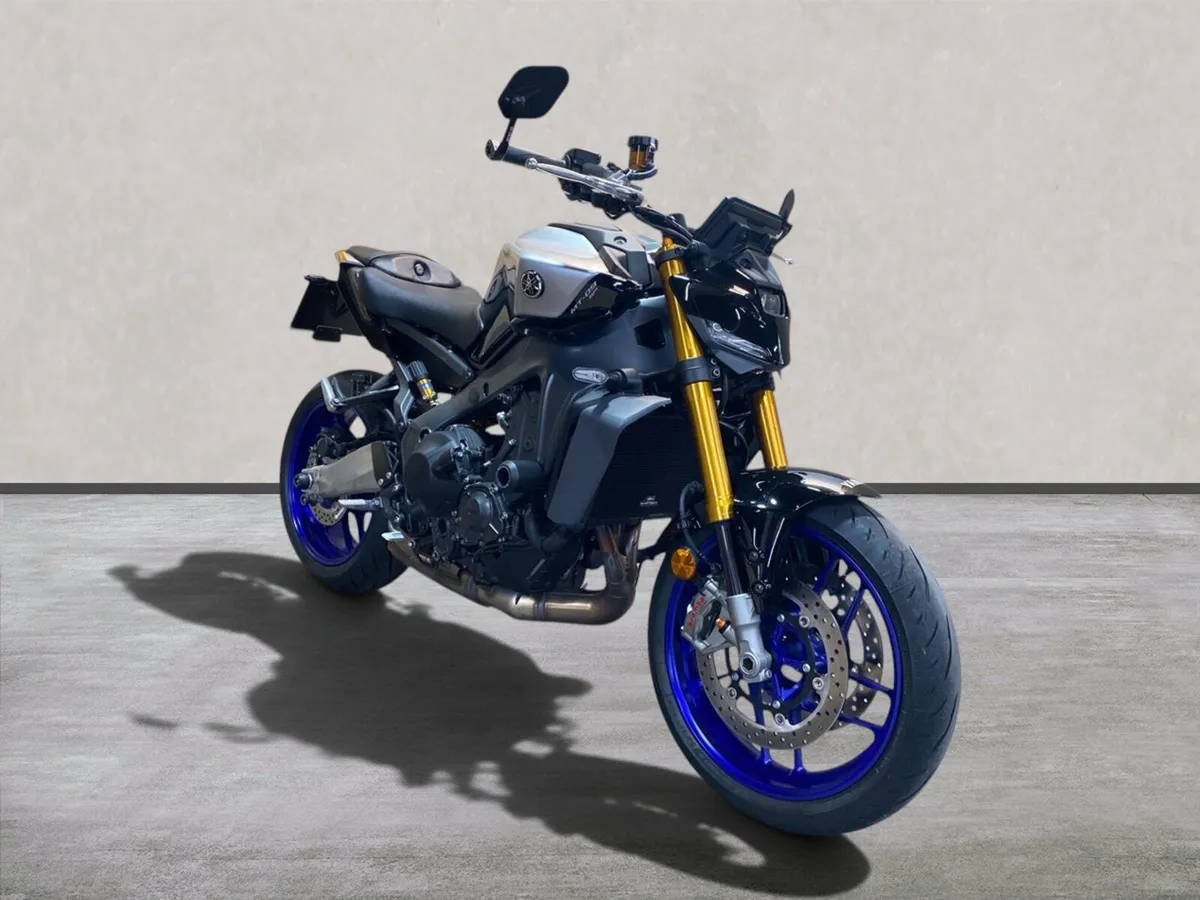 YAMAHA MT-09 SP with Extras, NI Registered - Image 3