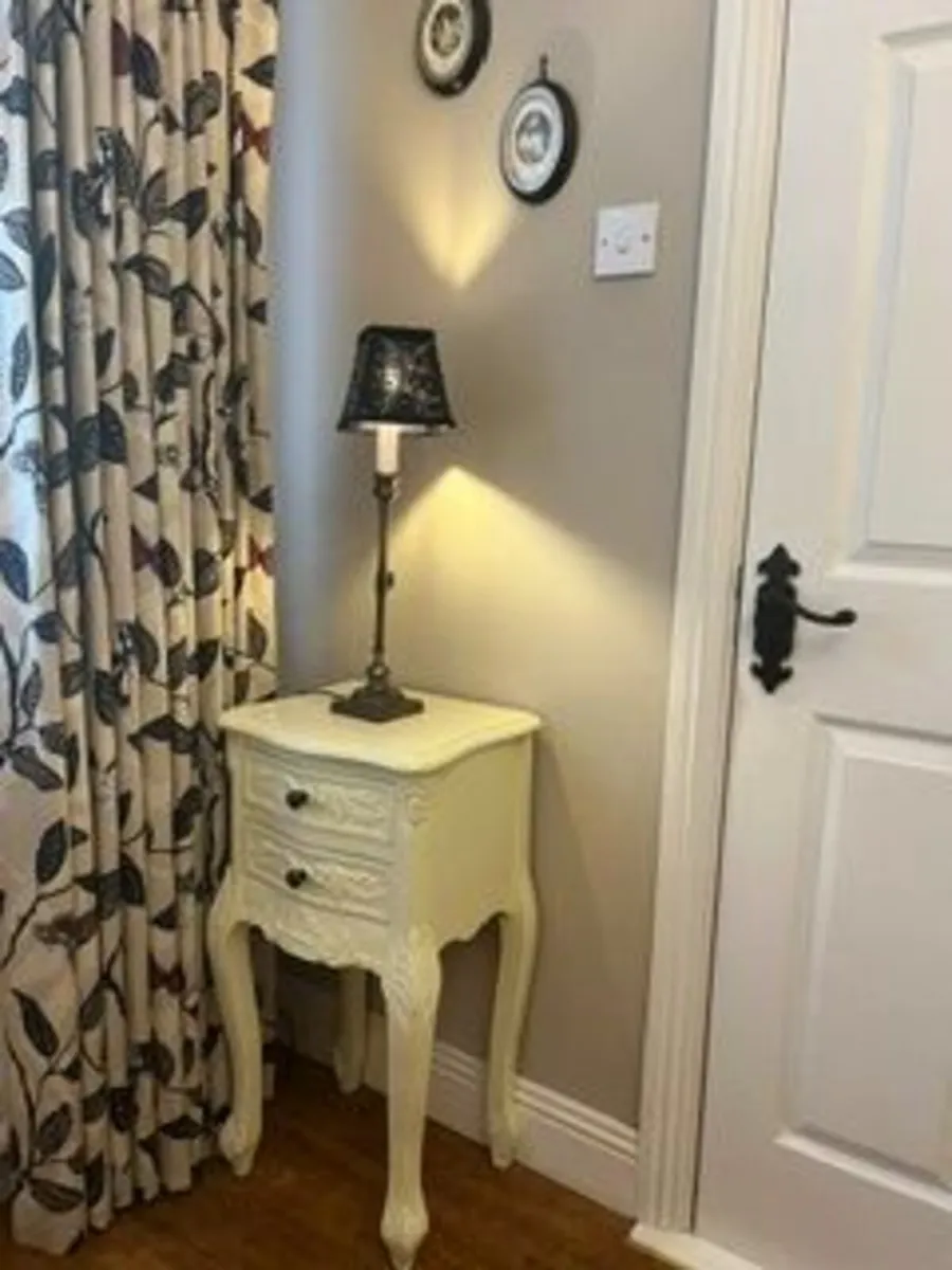 Beautiful French-Style Cream Bedroom Furniture Set - Image 2