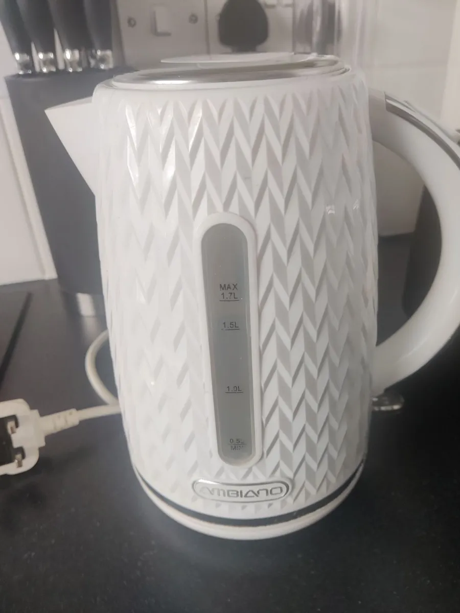 Kettle - Image 1