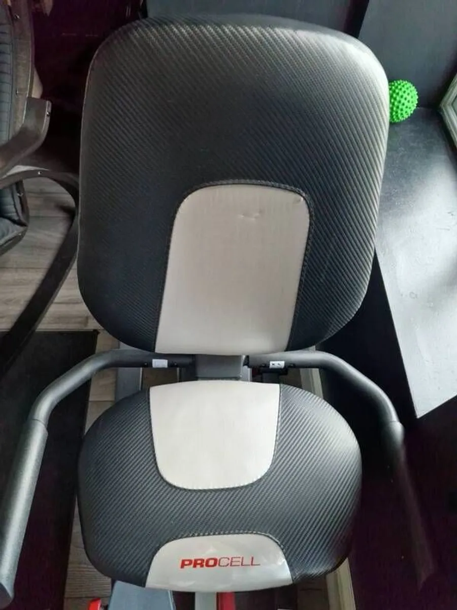 Proform Hybrid Trainer Pro - Image 2