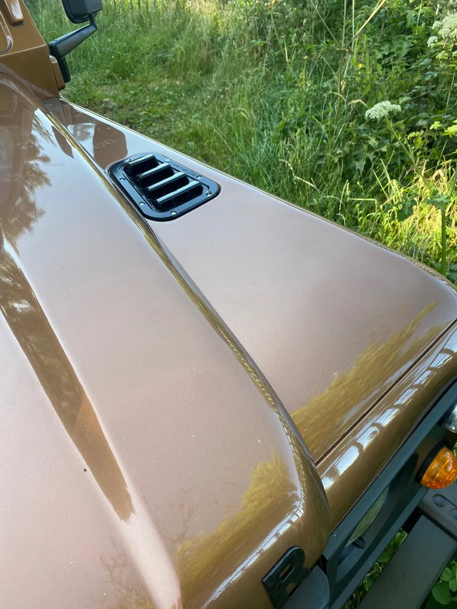 Land Rover Defender 1995 - Image 2