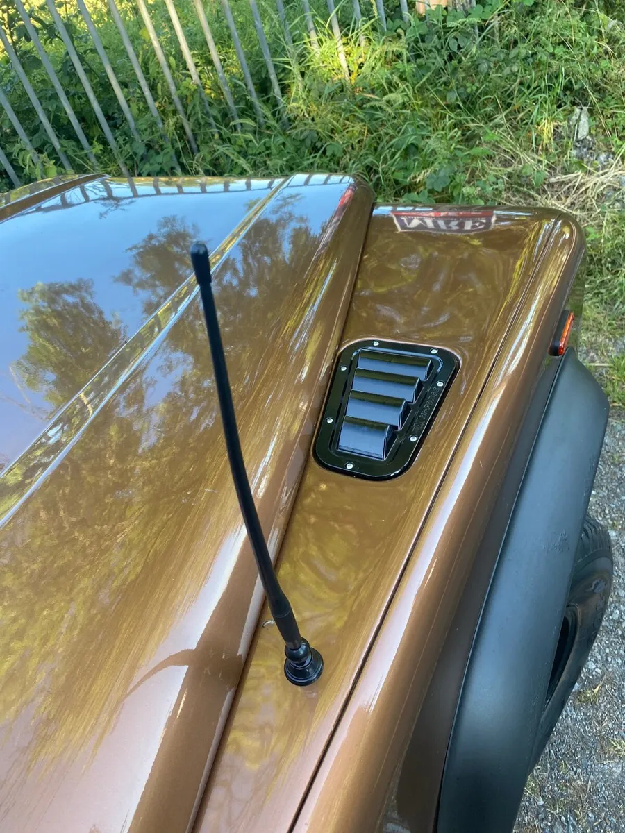 Land Rover Defender 1995 - Image 3