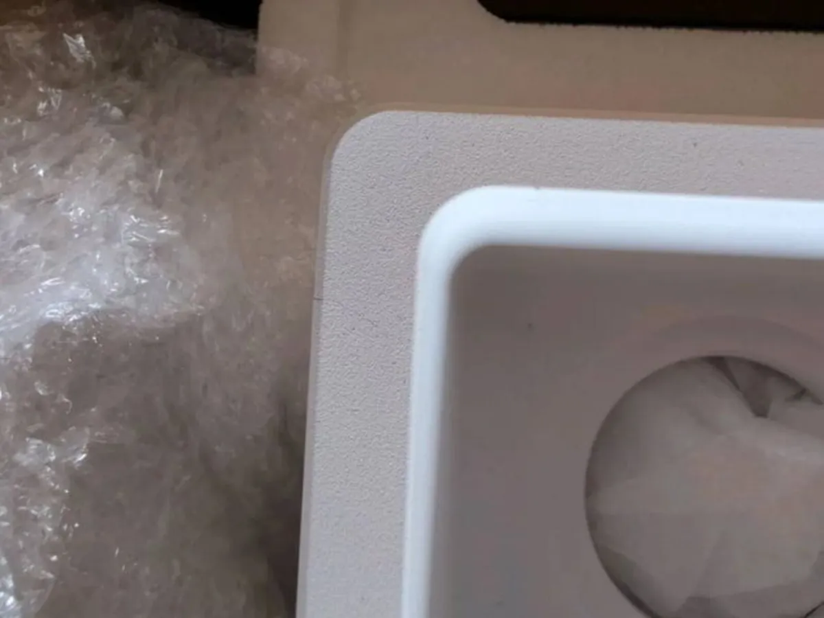 Franke Kitchen Sink - One and a half bowl - Image 4