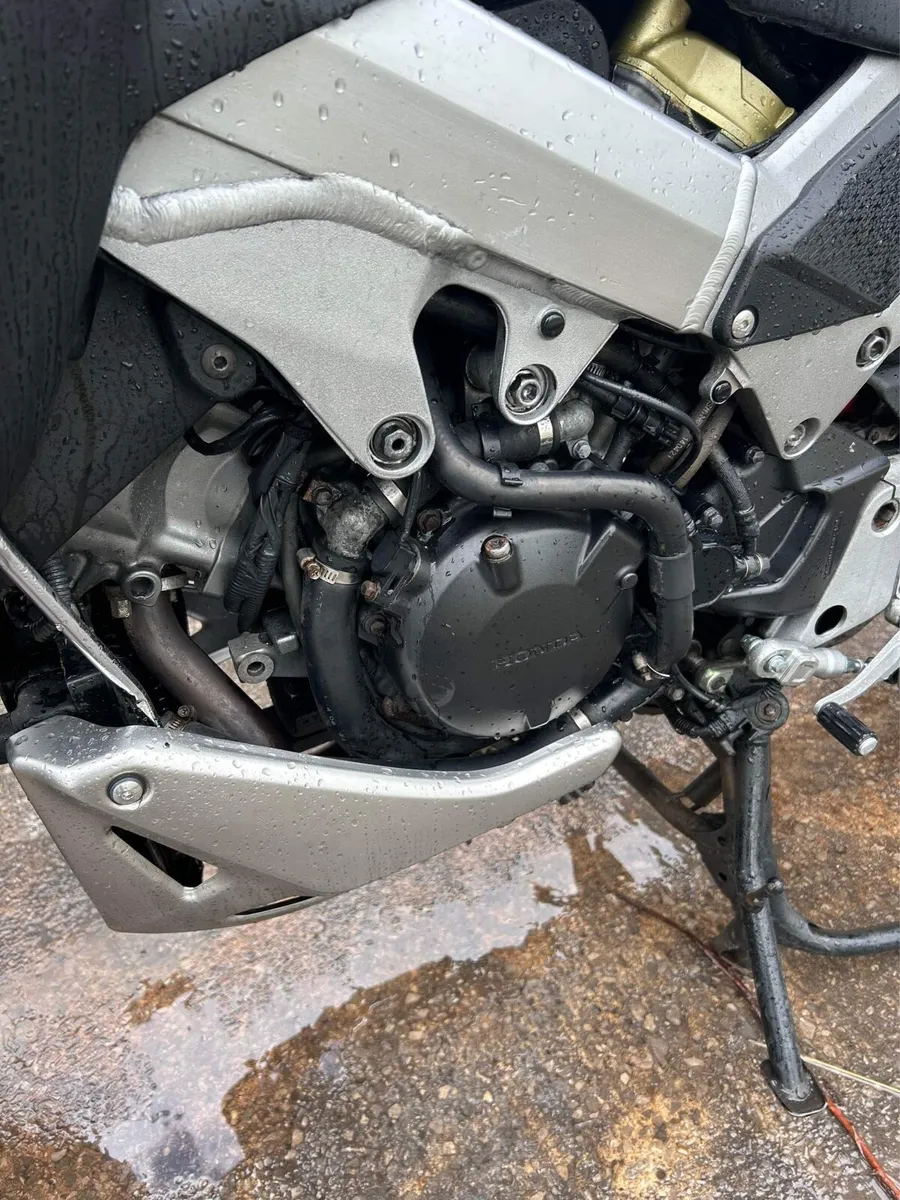 Vfr800x - Image 2