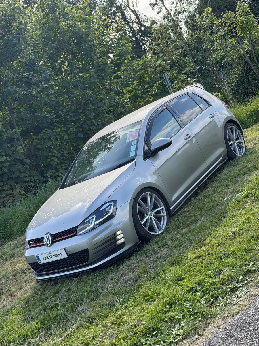 Vw golf - Image 1