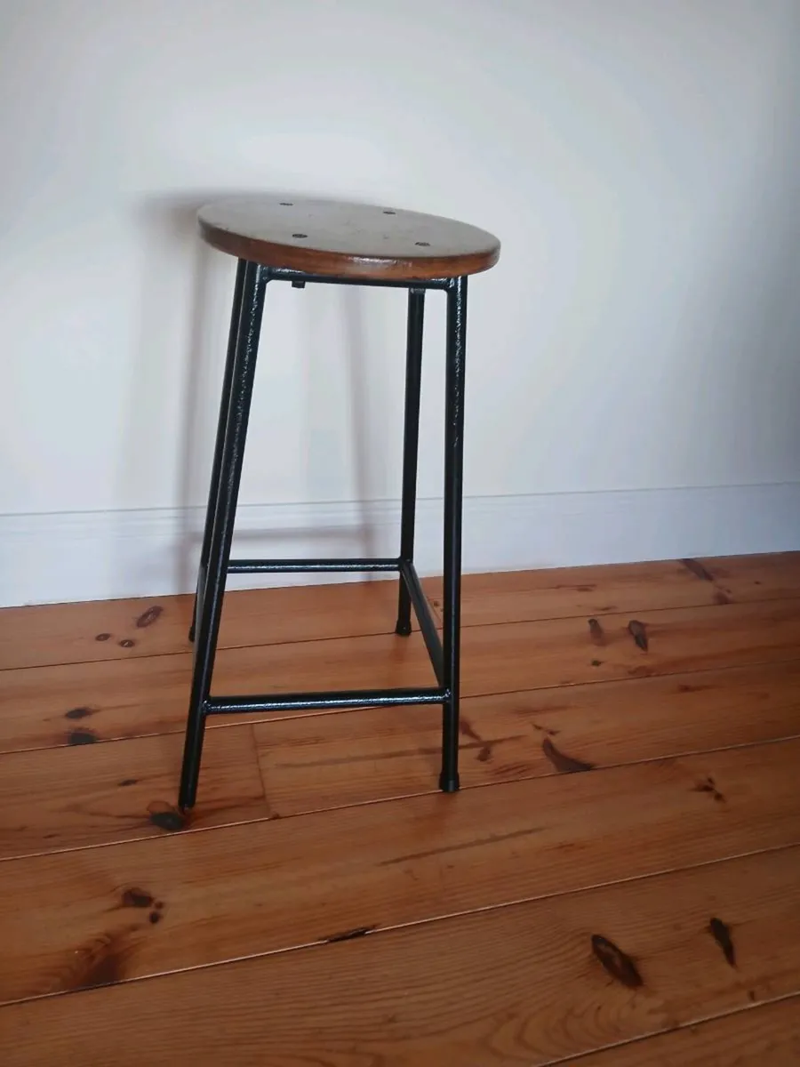Vintage Bar Stool. Counter Stool with Footrest - Image 1