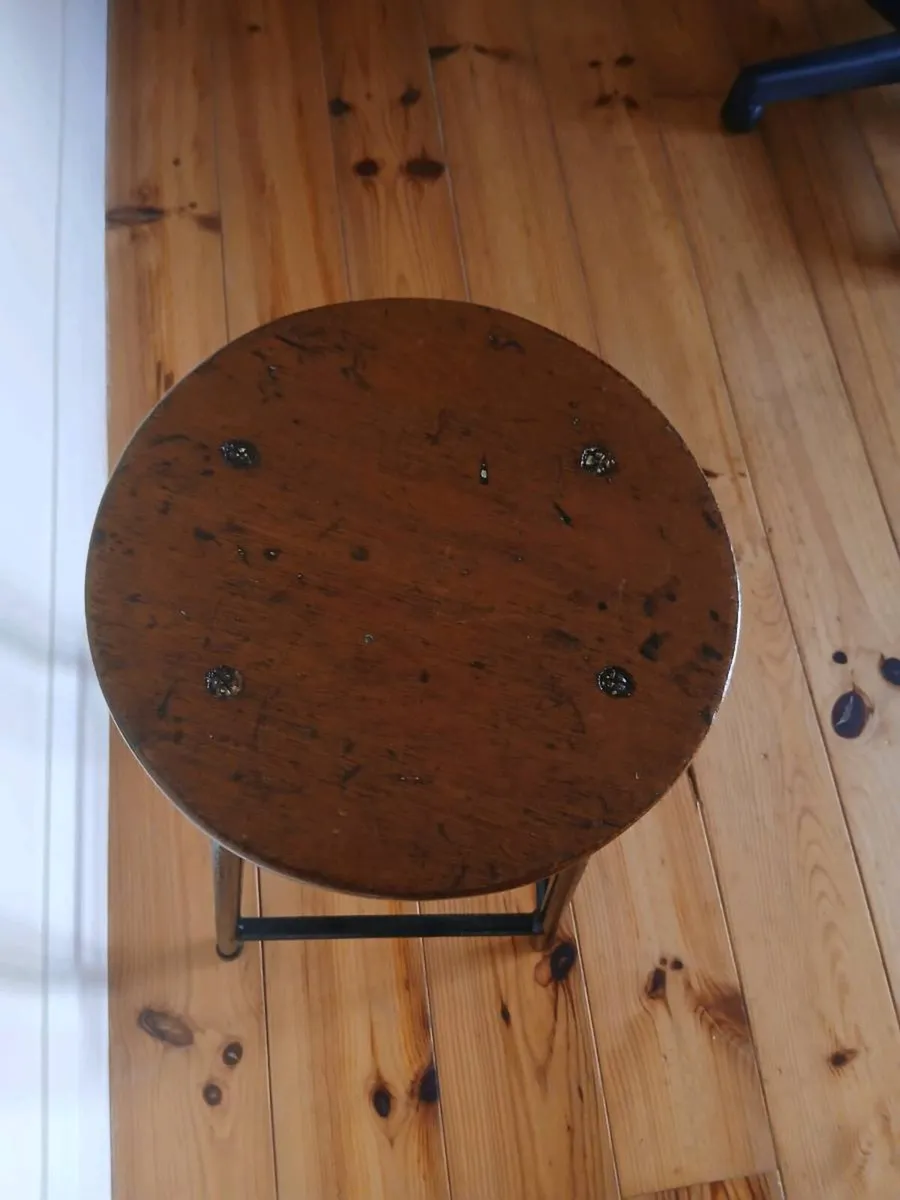 Vintage Bar Stool. Counter Stool with Footrest - Image 2