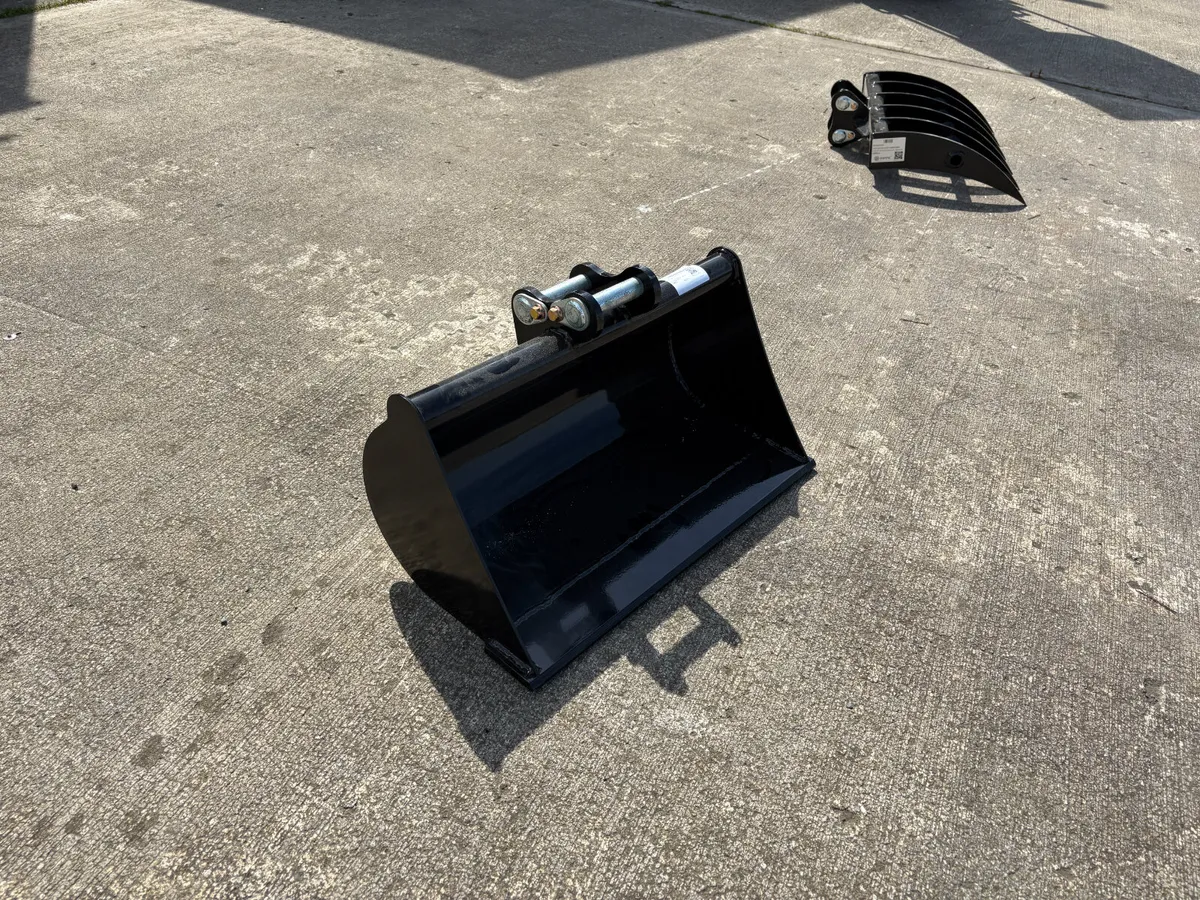 80 CM Grading Bucket - Image 1