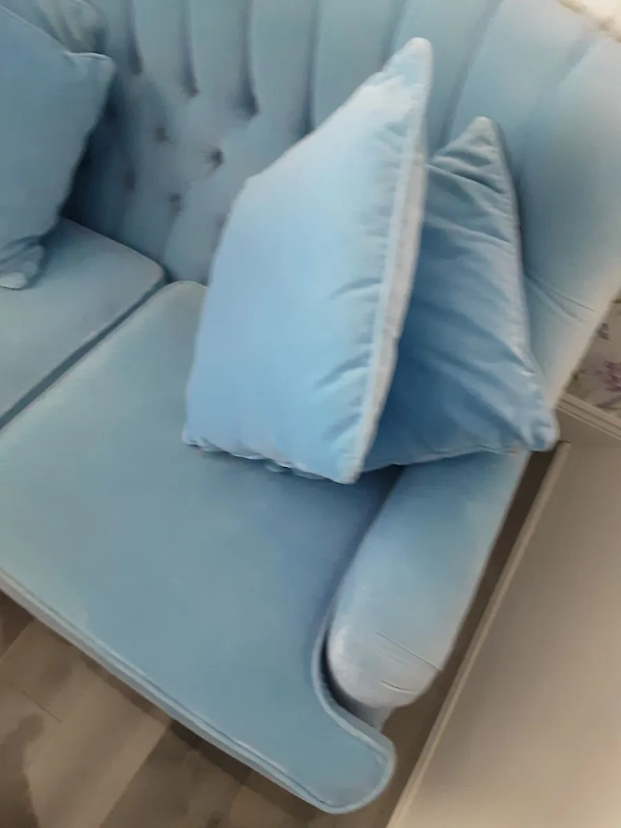 Blue velvet buttoned antique Dutch buttoned sofa - Image 2