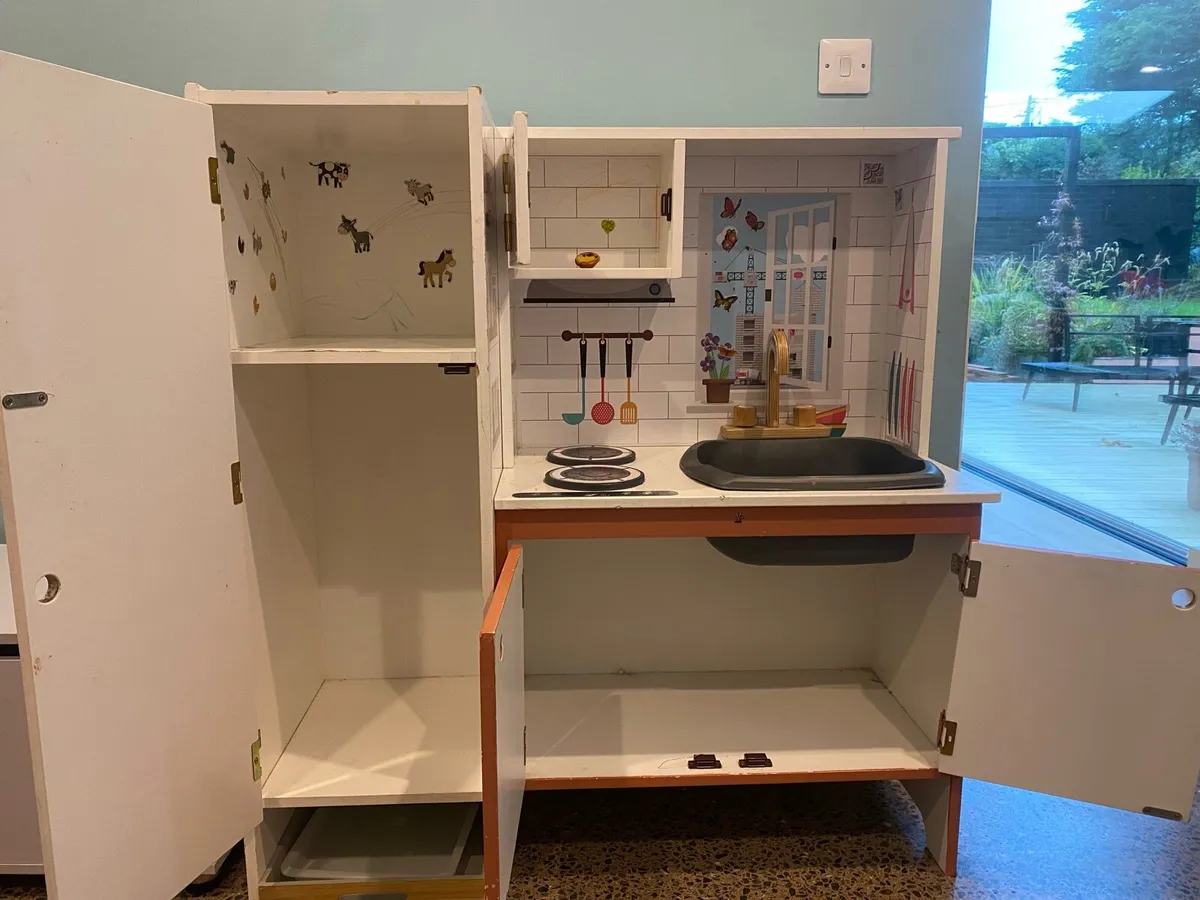 Kids play kitchen - Image 4