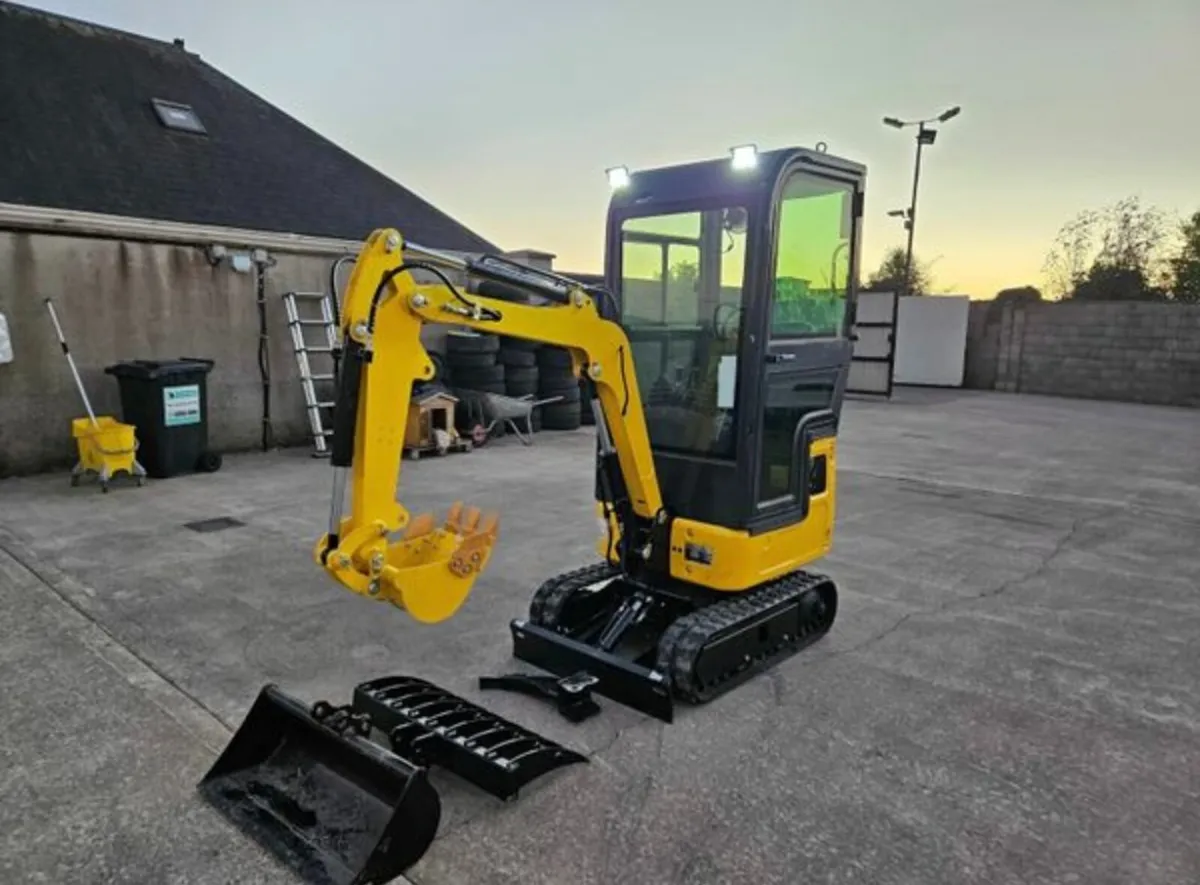 Limited Stock... New Diesel Cabbed Rippa R319... - Image 2
