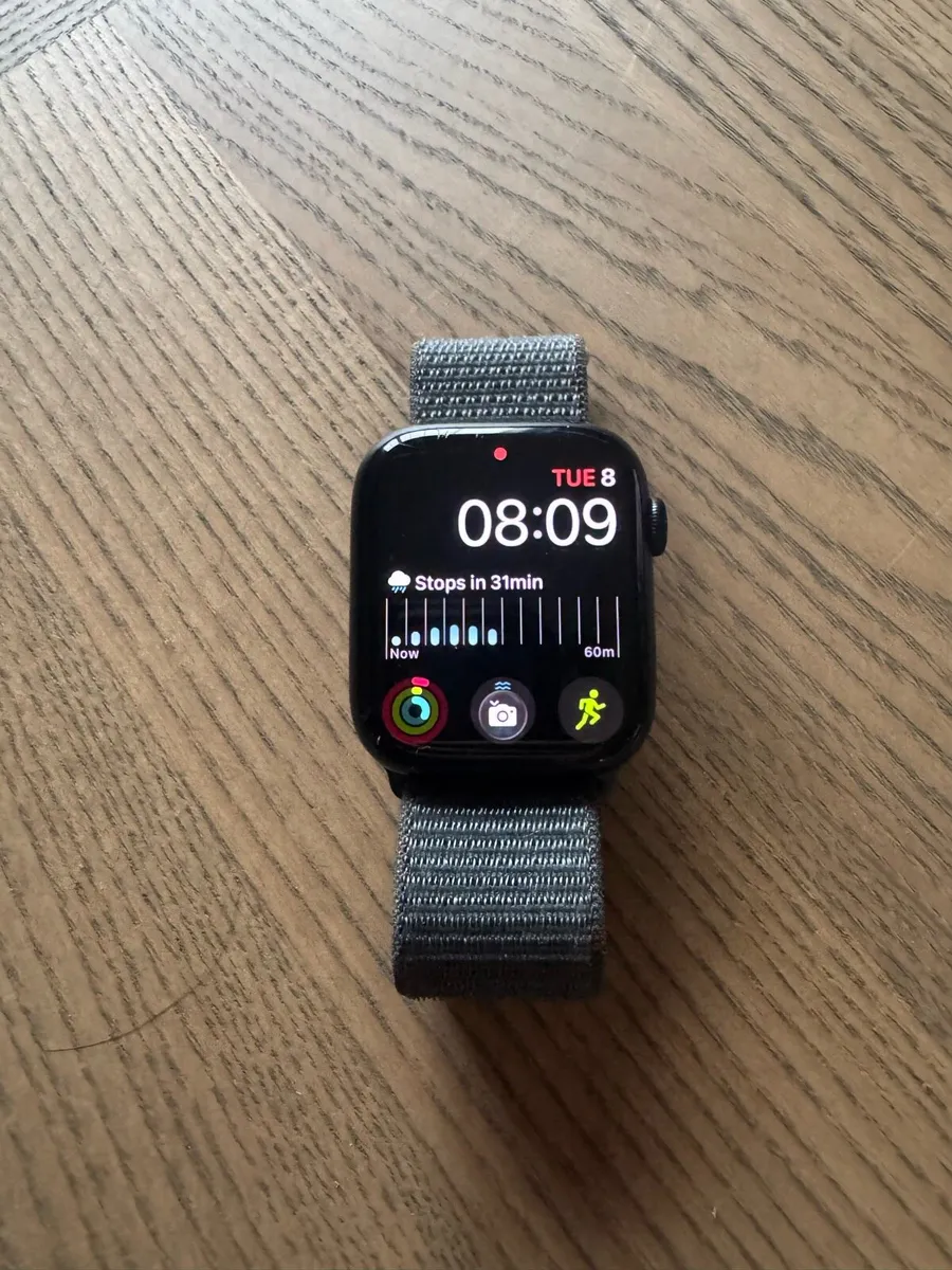 Apple Watch Series 9 - 45mm - Image 1