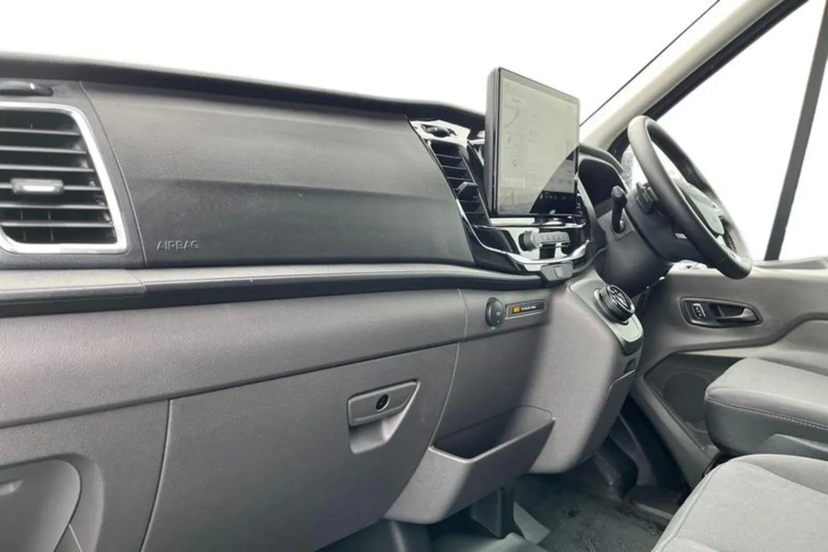 Ford Transit 350 Limited AUTO L3 H3 LWB High Roof - Image 3